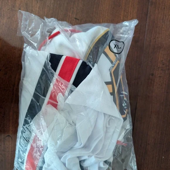 2025 Boston "Bruins Night" Red Sox hockey jersey
Smoke free home - Picture 3 of 4